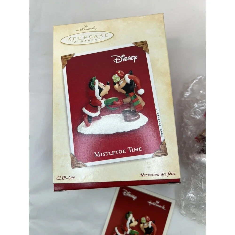 2003 HALLMARK KEEPSAKE ORNAMENT MISTLETOE TIME DISNEY MICKEY & MINNIE MOUSE Love